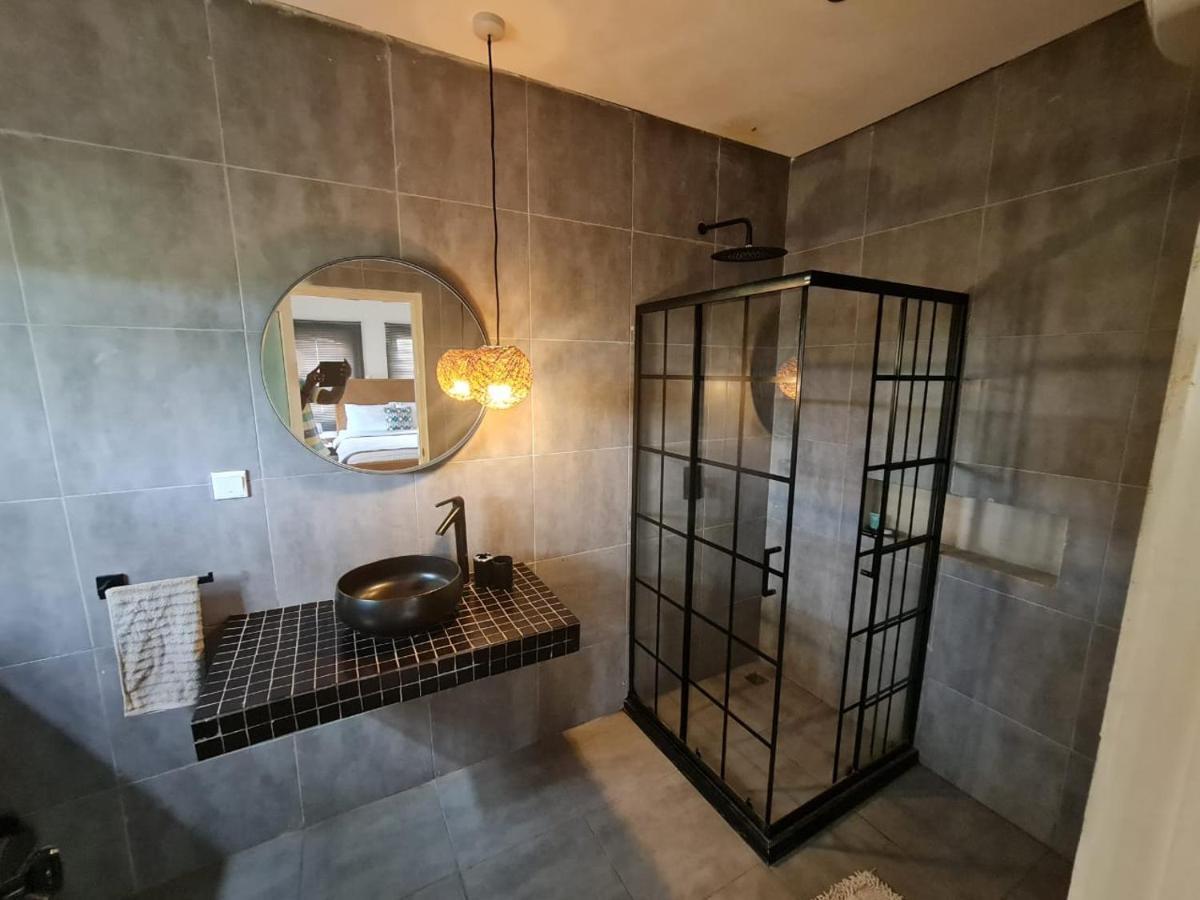Serenity Residences & Spa - Kokrobite Beach Ngoại thất bức ảnh